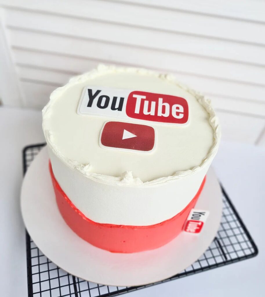 Корпоративний торт з логотипом YouTube Корпоративный торт с логотипом YouTube