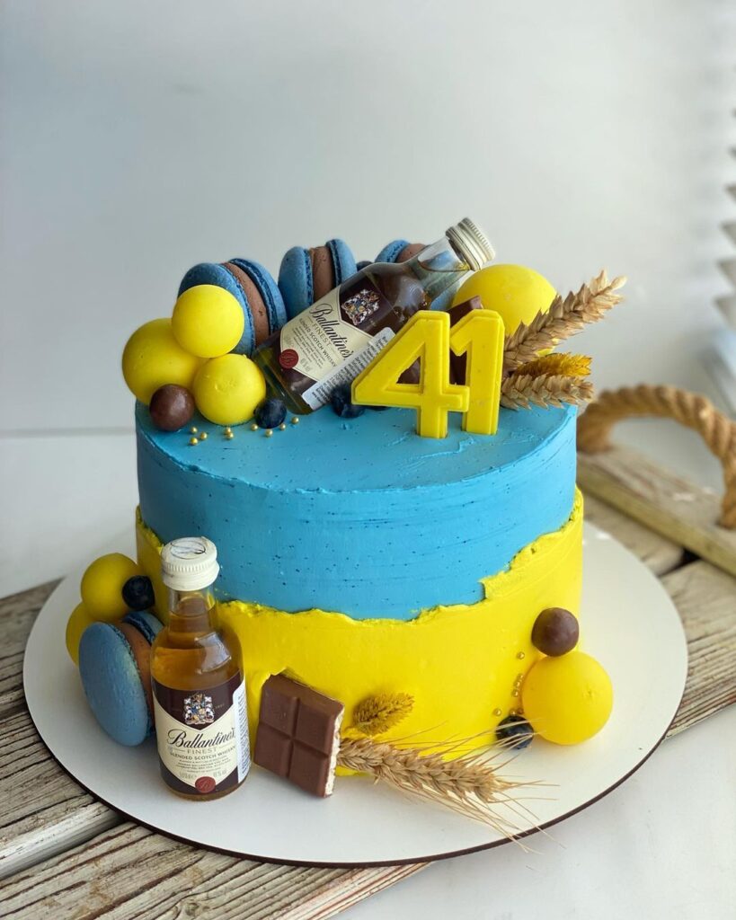 Торт синьо-жовтий Торт сине желтый