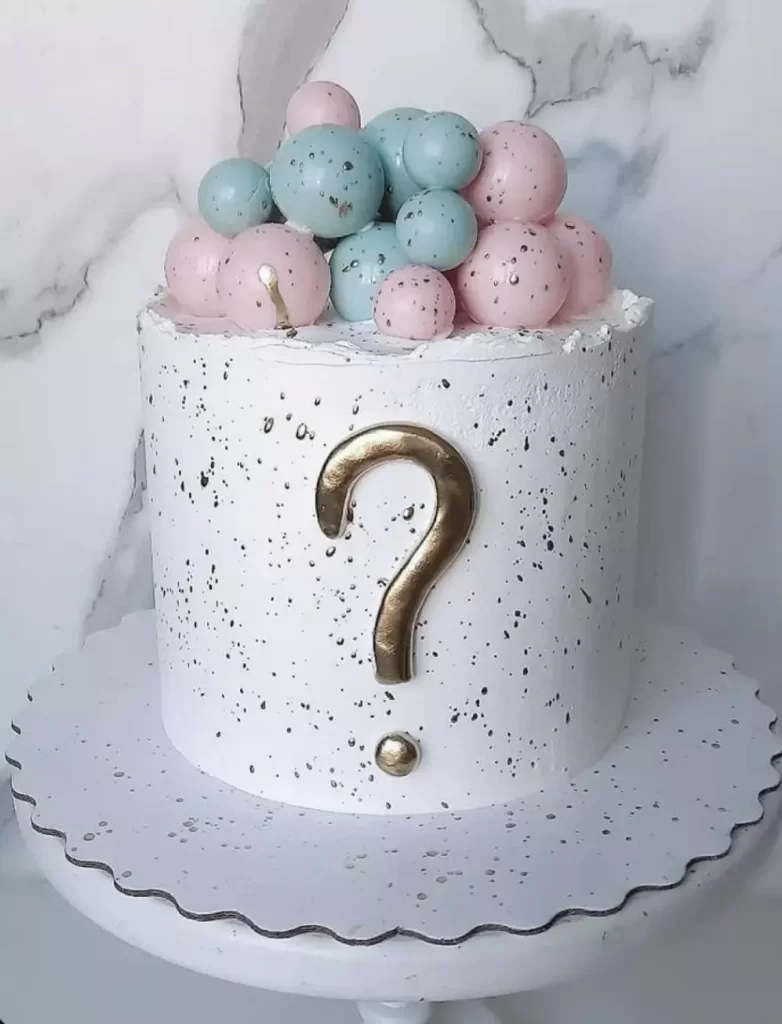 Торт с сахарными шариками на гендер пати Торт с сахарными шариками на гендер пати