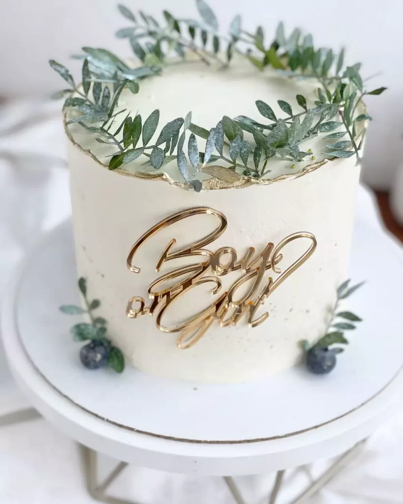 Торт с золотым топпером на гендер пати Торт с золотым топпером на гендр пати