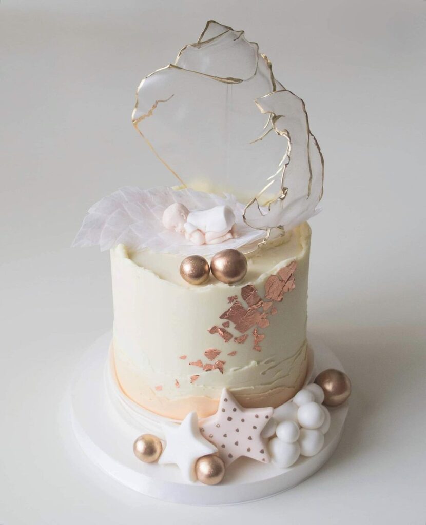 Торт з фігуркою новонародженої дитини Торт с фигуркой новорожденного младенца