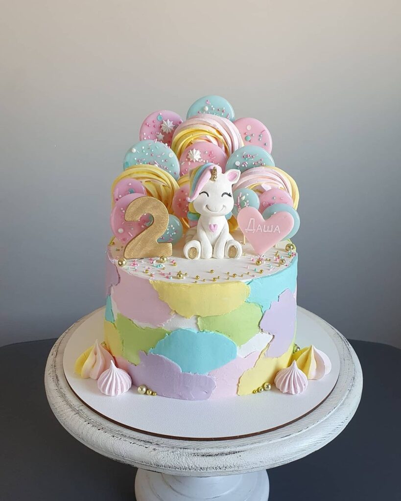 Торт на 2 года с Единорогом Торт на 2 года с Единорогом