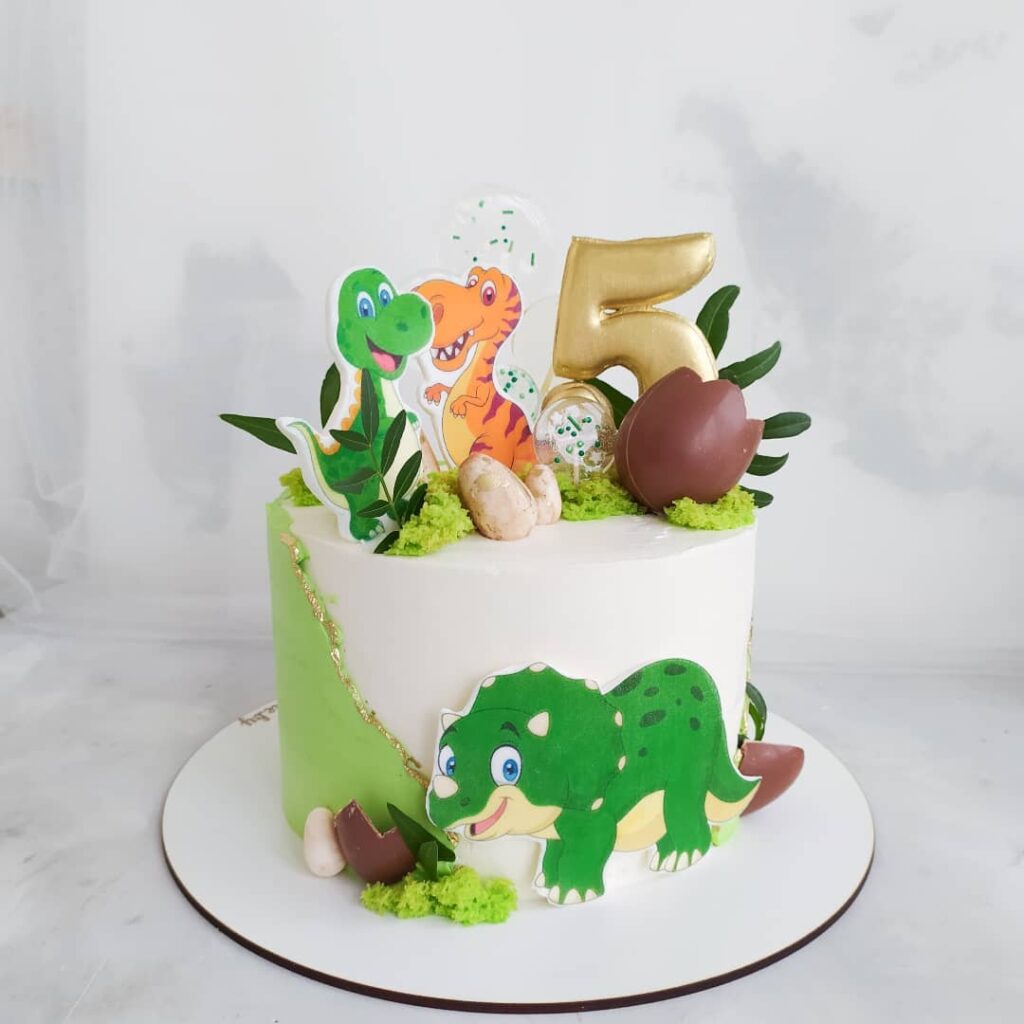 Торт на 5 років хлопчику з динозаврами Торт на 5 лет мальчику с динозаврами