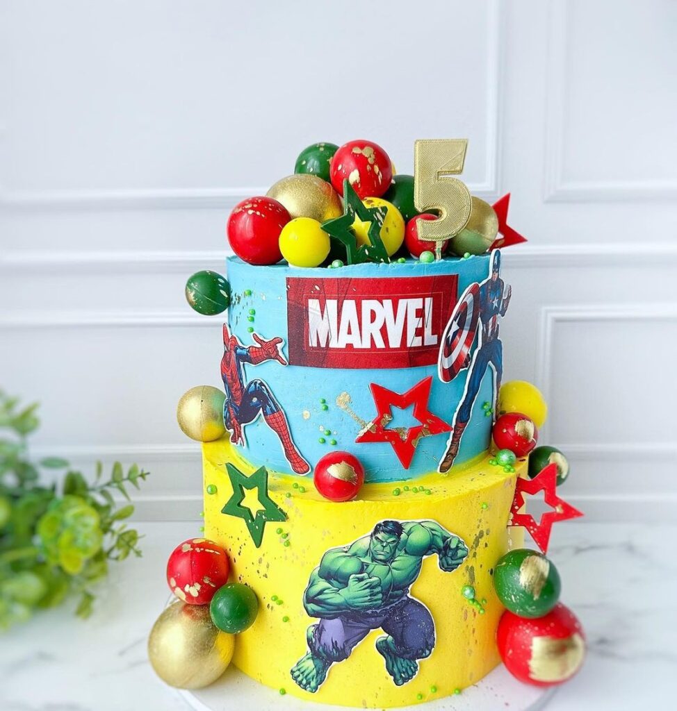 Торт Марвел на 5 лет мальчику