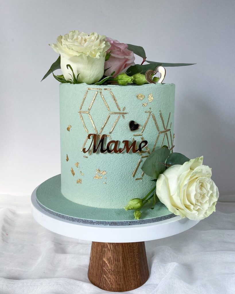 Торт з топером "Мамі" Торт с топпером "Маме"