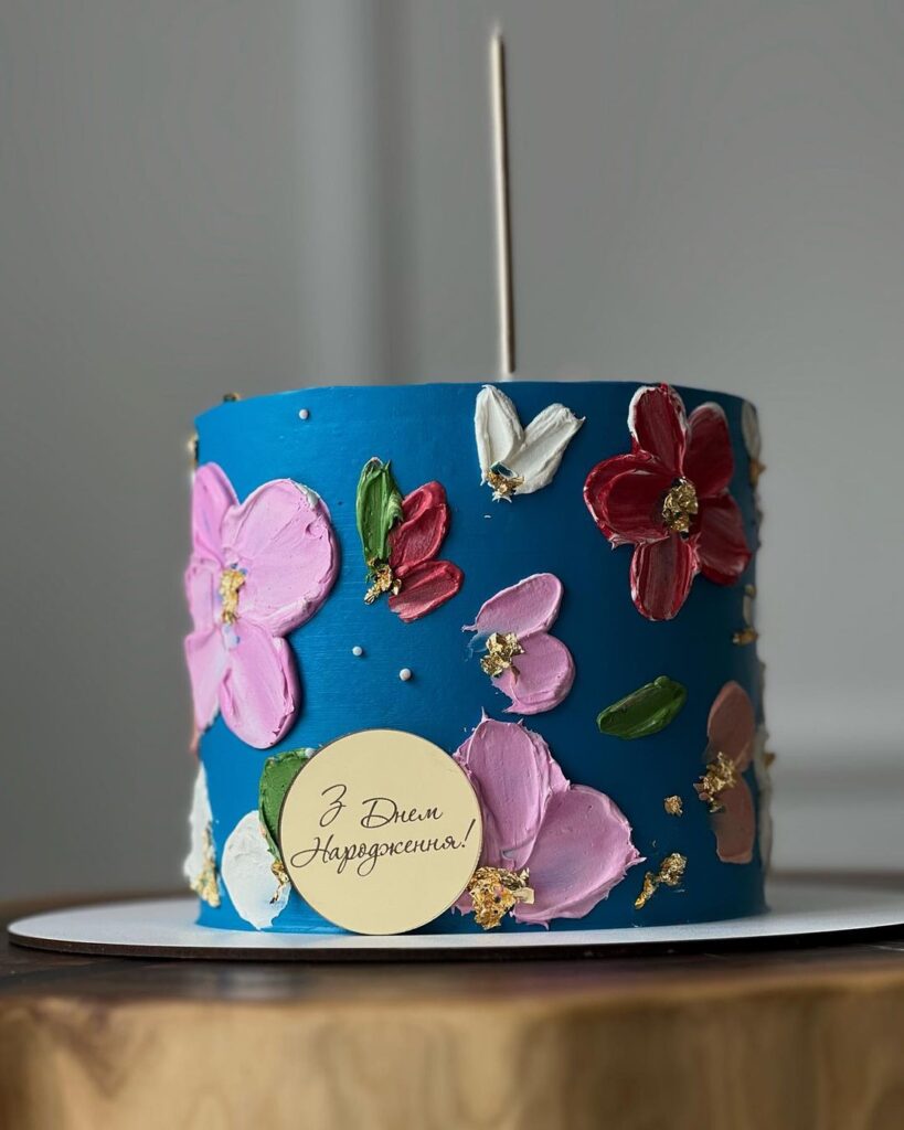Торт для бабусі з квітами із крему Торт для бабушки с цветами из крема