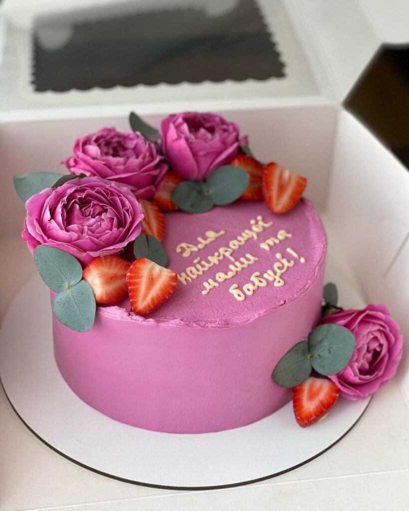 Торт для мами та бабусі Торт для мамы и бабушки