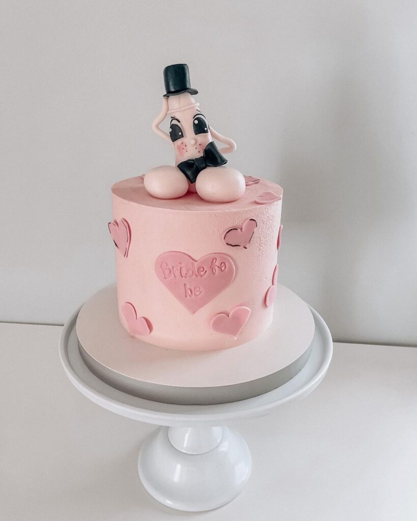 Рожевий торт на дівич-вечір Розовый торт на девичник