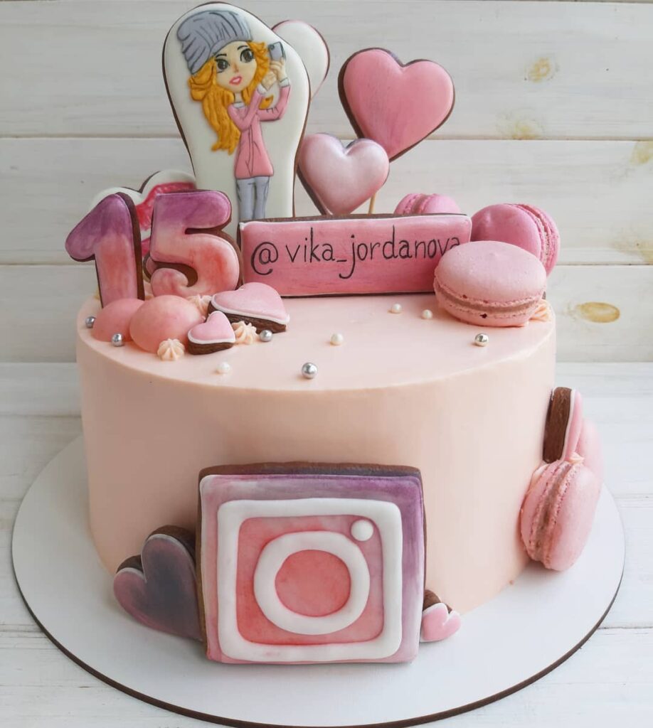 Торт "Инстаграм" для девочки