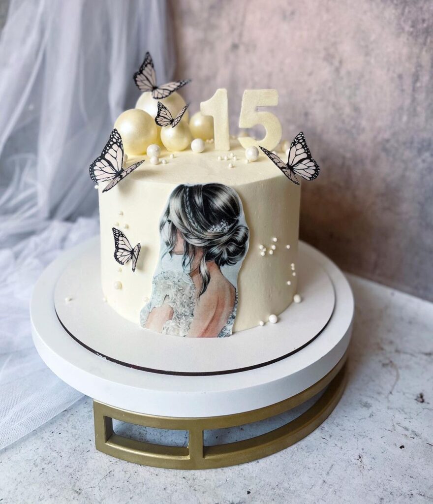 Торт с рисунком на топпере