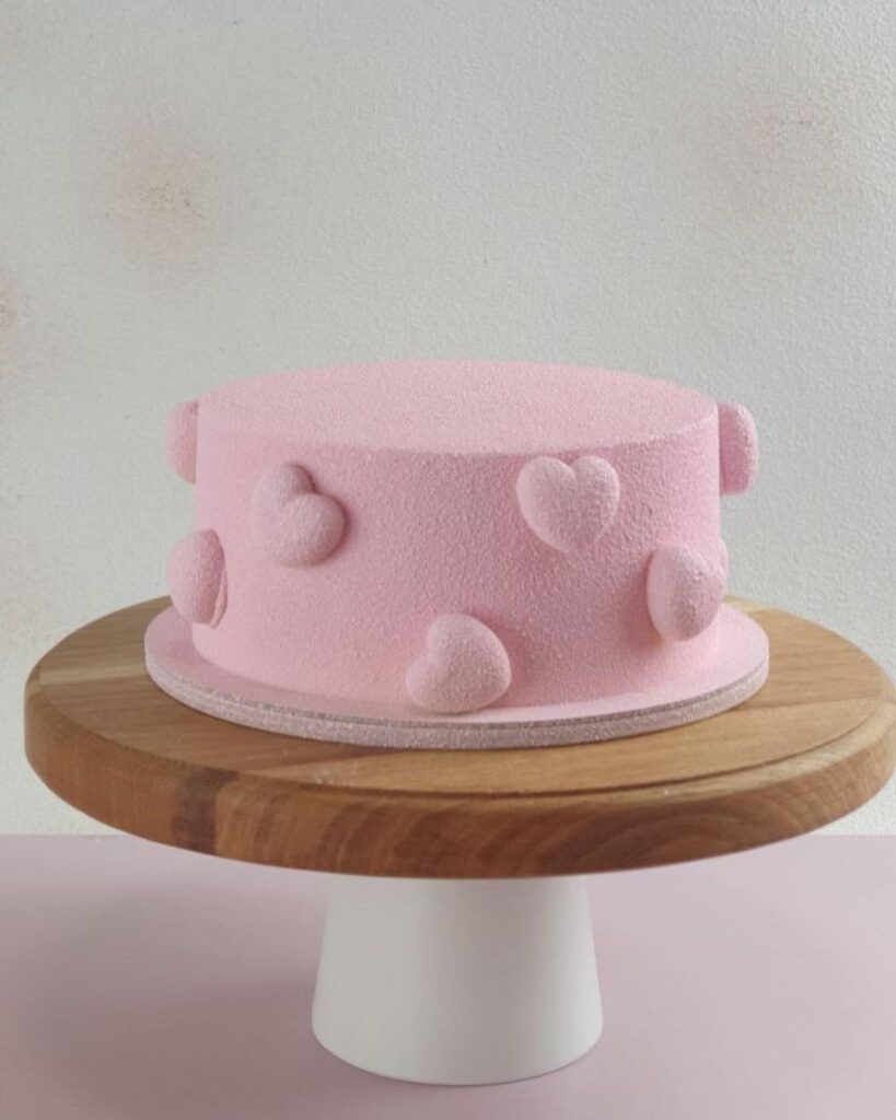 Розовый торт на 15 лет девочке Розовый торт на 15 лет девочке