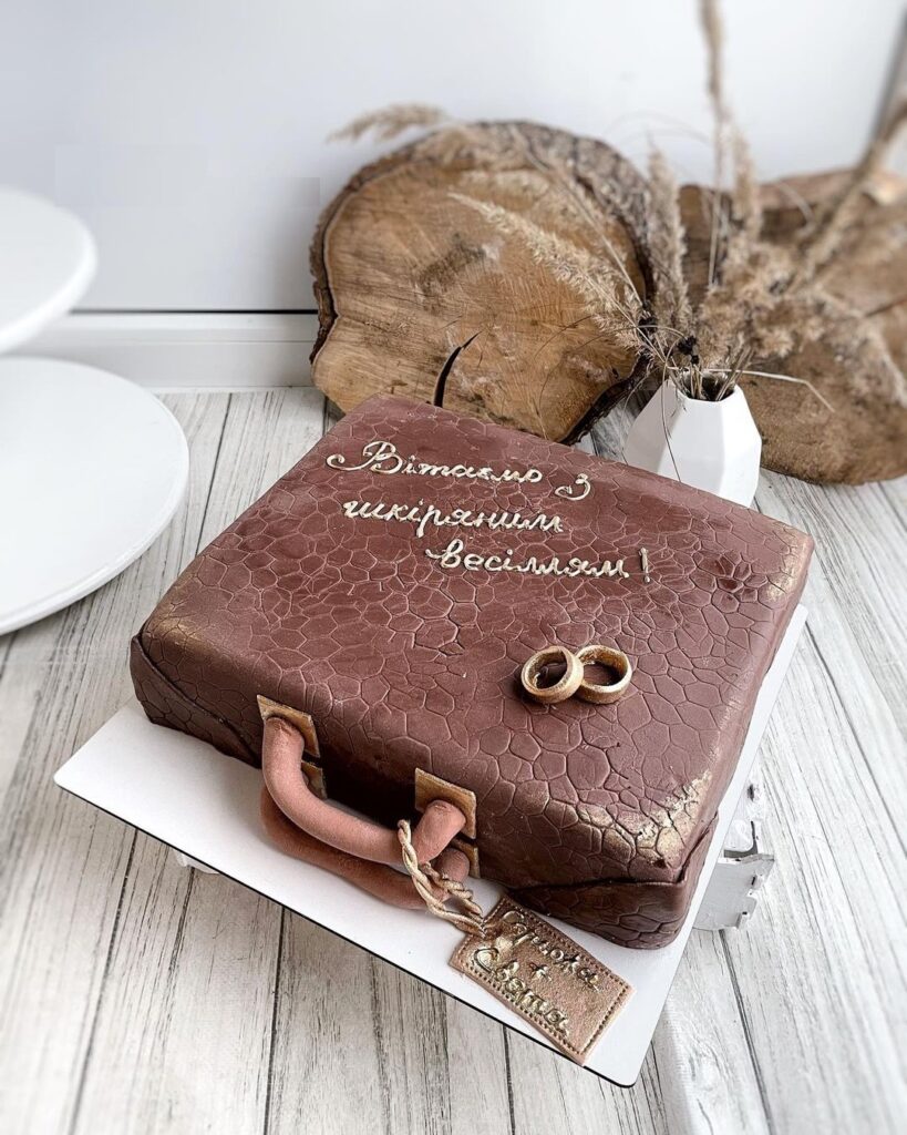 Торт на шкіряне весілля Торт на кожаную свадьбу