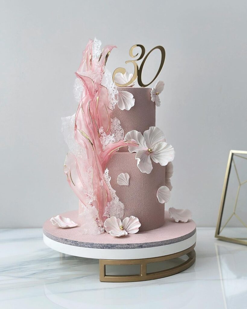 Двоярусний торт на 30 років дівчині Двухъярусный торт на 30 лет девушке