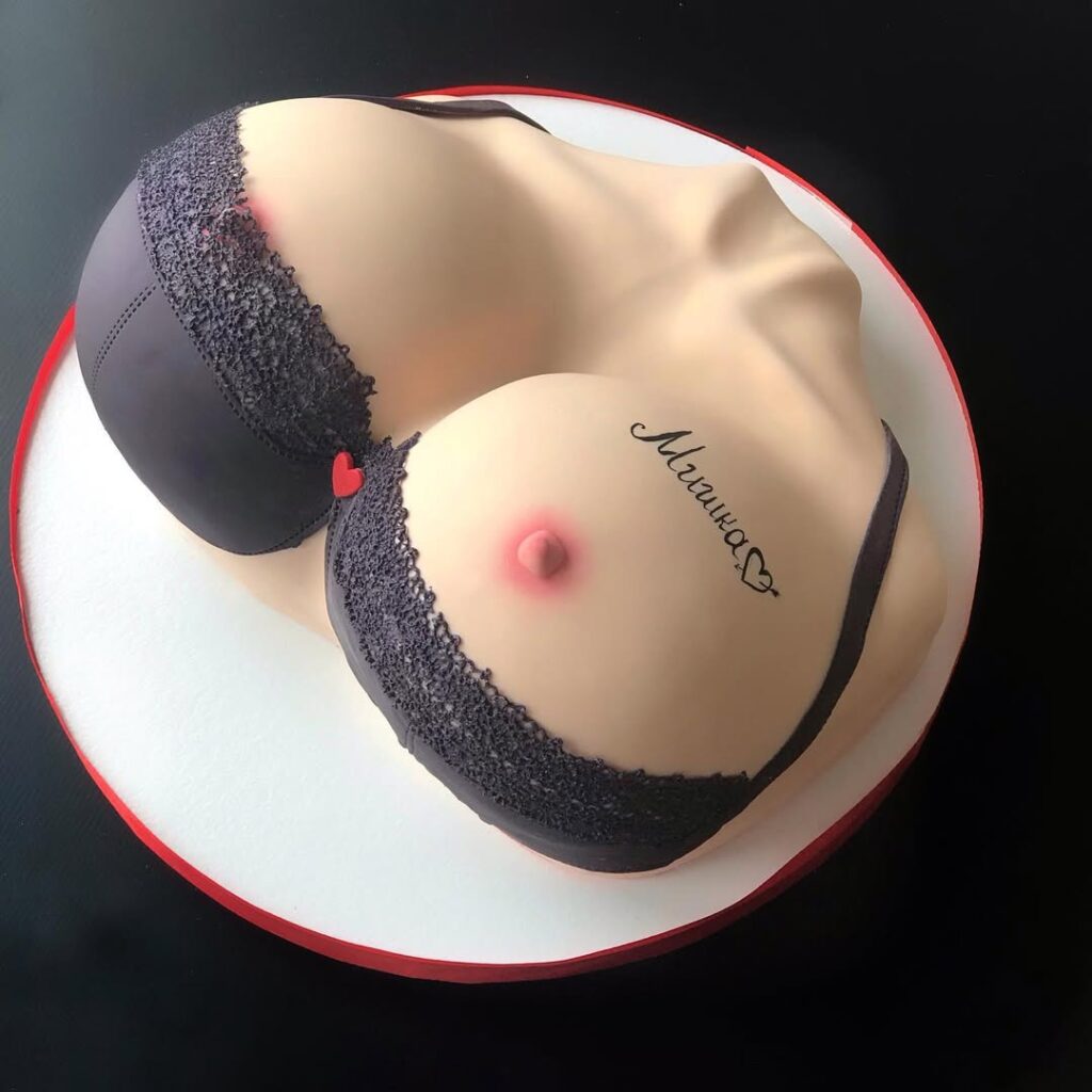 Еротичний торт з ім'ям